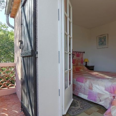 Snug Holiday Home In Bormes Les Mimosas With Pool מראה חיצוני תמונה