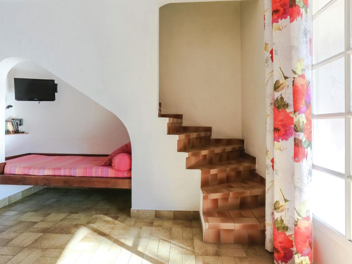 Snug Holiday Home In Bormes Les Mimosas With Pool מראה חיצוני תמונה